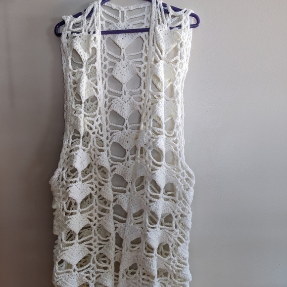 Vintage Jackets & Blazers - 𝅺vintage Crochet White Hippie Vest Sweet!